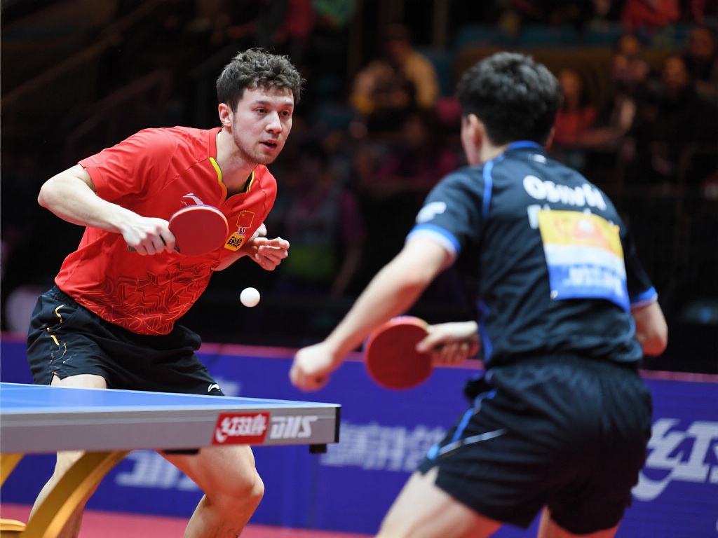 两位选手的风格差异，使得比赛格外吸引人。